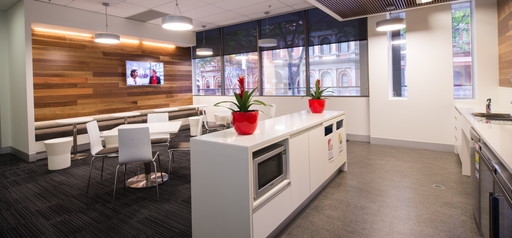 オーストラリア留学 ブリスベン Browns ラウンジ 名古屋・岐阜・大垣 留学エージェント