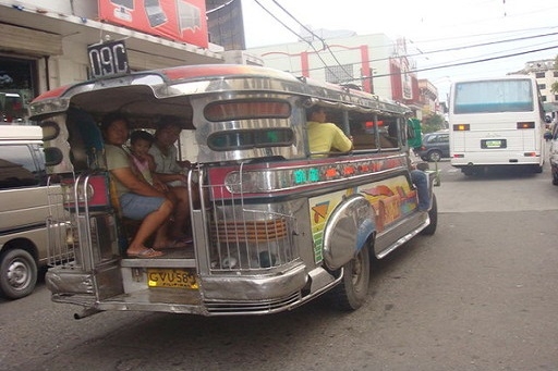フィリピン セブ島留学 ジプニー 名古屋駅前 岐阜 大垣 留学エージェント