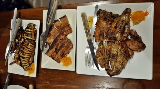 フィリピン スービック KEYSTONE Gerry's Grill 10