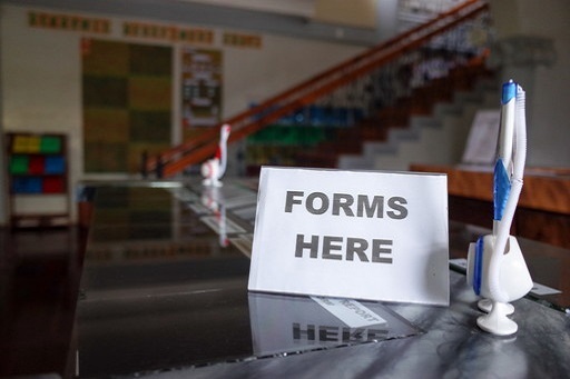 インフォメーションデスク 1