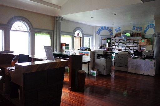 インフォメーションデスク 2