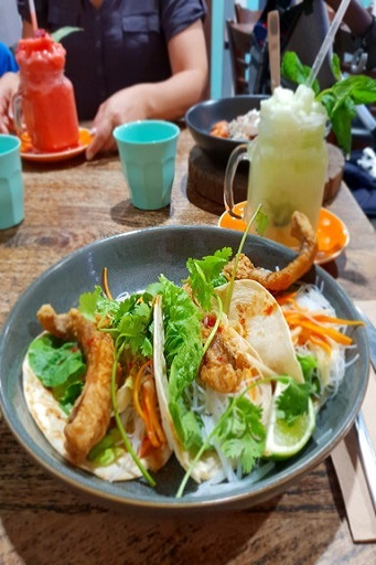 オーストラリア留学 ブリスベン BROWNS Cafe 名古屋