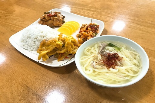 フィリピン セブ島留学 English Fella ランチ 3 名古屋 岐阜