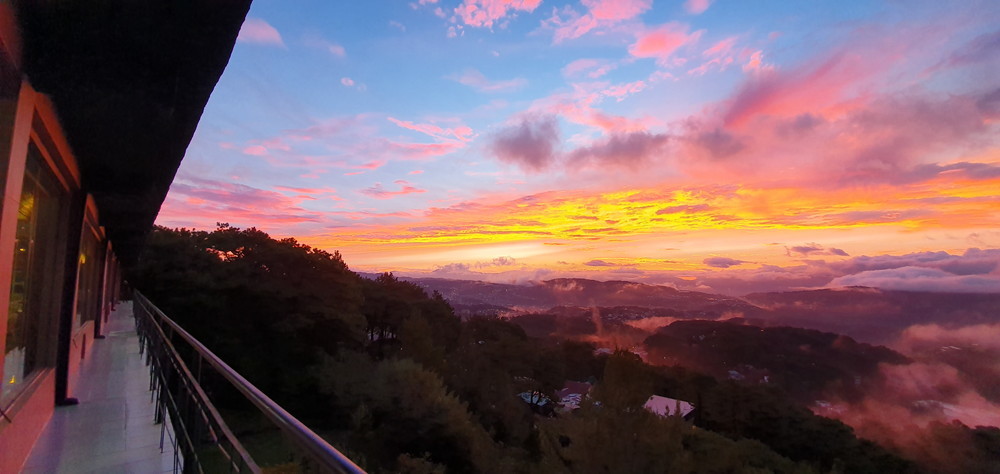 フィリピン バギオ留学 BECI 夕焼け写真 4 名古屋 岐阜 ライフアブロード