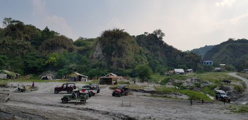 フィリピン クラーク留学 EG Academy 温泉 写真 2