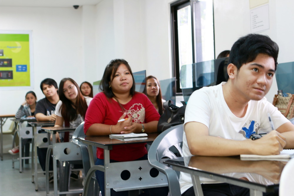フィリピン留学 スービック留学 Keystone Academy 写真 先生のトレーニング 2 名古屋