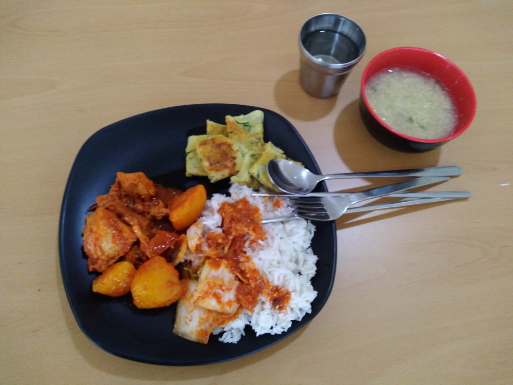 フィリピン留学 クラーク留学 EG Academy ランチ 写真 2 全国 名古屋 岐阜 三重 留学エージェント