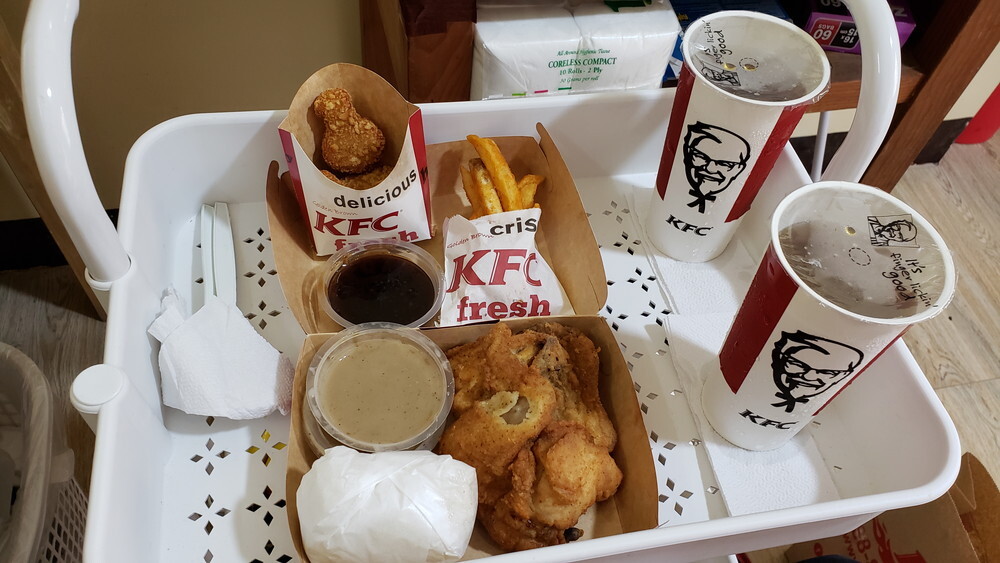フィリピン バギオ留学 SMモール KFC 1 ライフアブロード